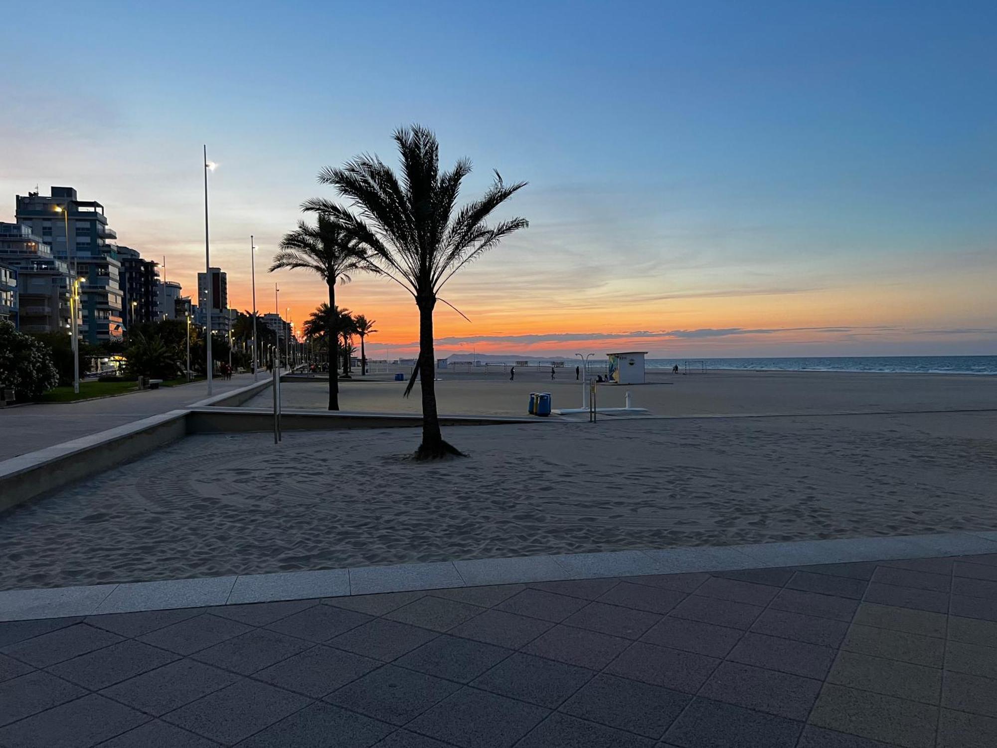 Soleole Leilighet Playa de Gandia Eksteriør bilde